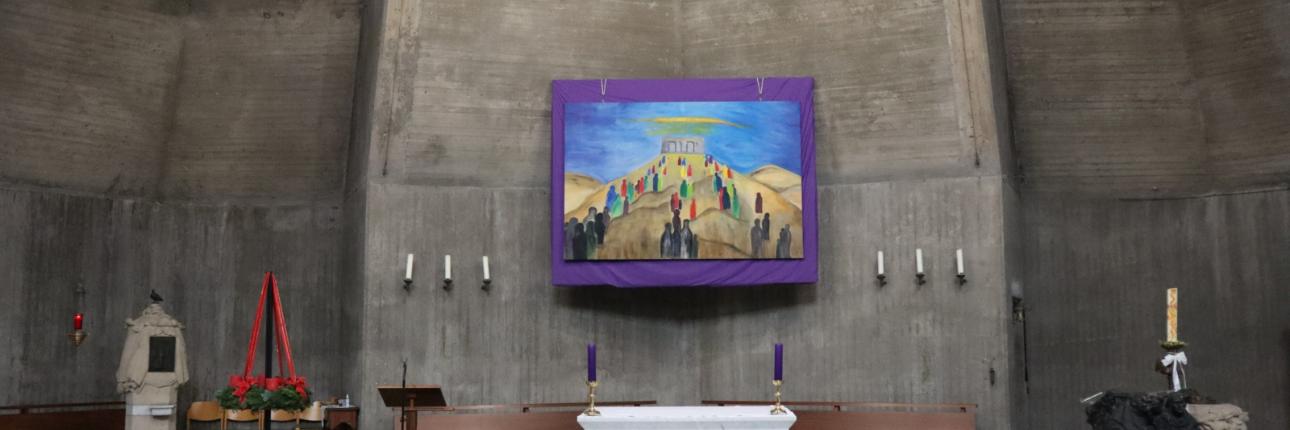 selbstgestaltetes Altarbild im Altarraum der Kirche Hl.Ewalde
