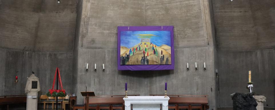 selbstgestaltetes Altarbild im Altarraum der Kirche Hl.Ewalde